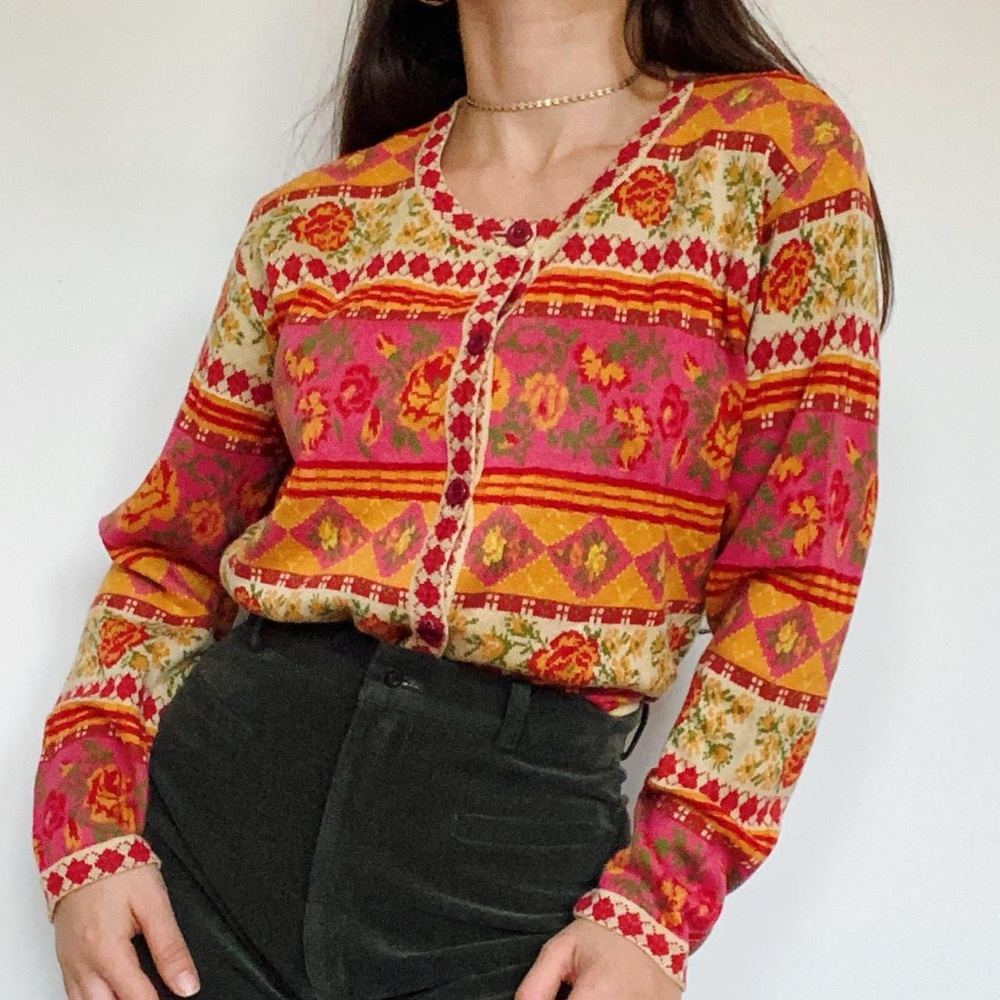 Cottagecore Patterened Cardigan Sweater 💐